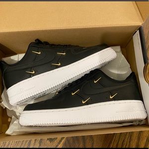 Black Air Force 1s